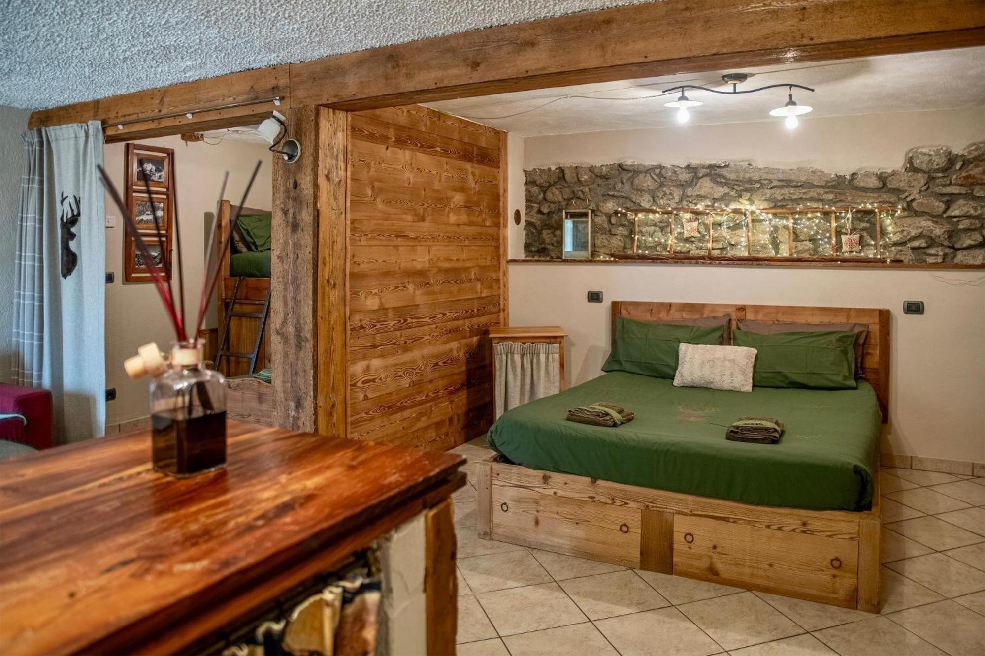 La Maison De Karen The Deer House Gignod Luaran gambar